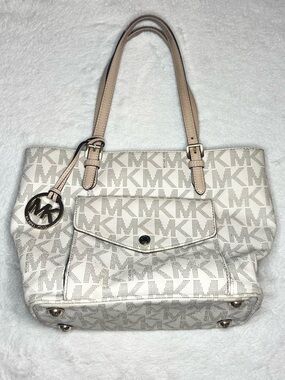 Michael Kors White & Beige Signature Coated Canvas & Leather Jet Set Pocket Tote